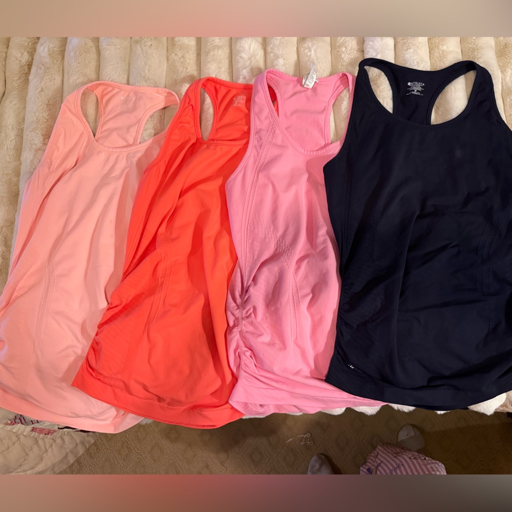 Set of 4 Athleta Seamless tanks -ruched sides